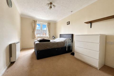 1 bedroom flat for sale, Culverley Road, London, SE6