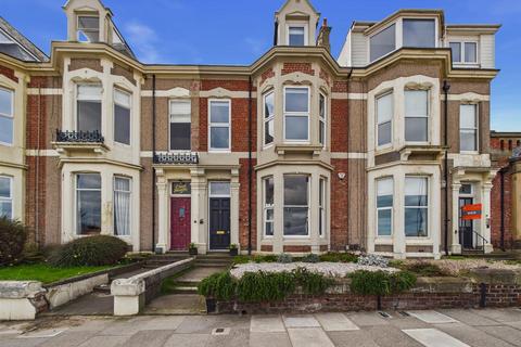 3 bedroom maisonette for sale, Beverley Terrace, Cullercoats