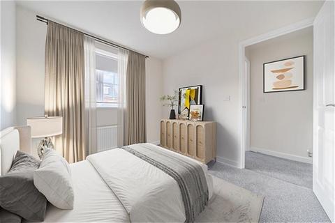 3 bedroom semi-detached house to rent, Sylvester Crescent, S81
