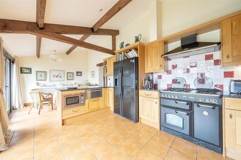 4 bedroom barn conversion for sale, Hydes Lane, Cold Ashton, Chippenham
