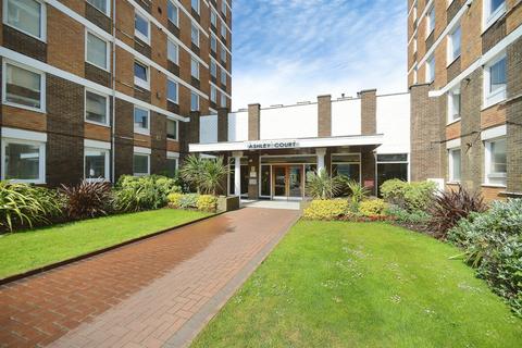 undefined, Grand Avenue, Hove