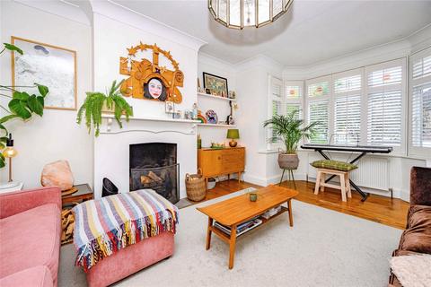4 bedroom semi-detached house for sale, Kingsway, Dunstable, Bedfordshire, LU5