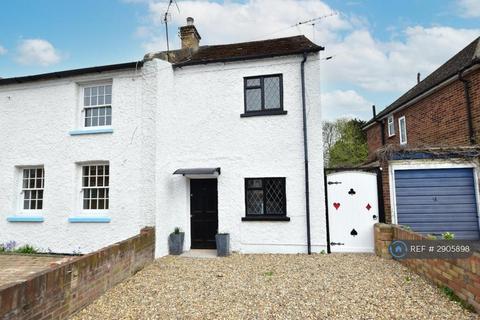 2 bedroom semi-detached house to rent, Coopers Row, Iver, SL0
