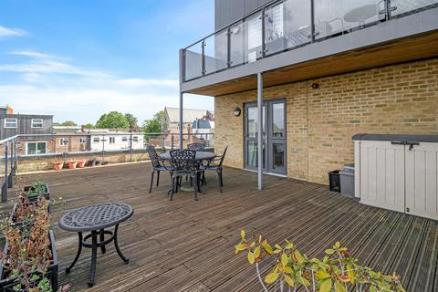 2 bedroom apartment for sale, Albion Road, Bexleyheath, DA6 7AX