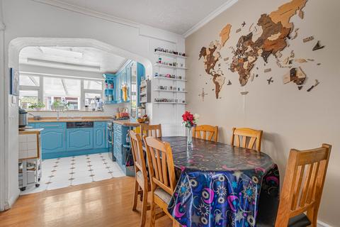 2 bedroom semi-detached house for sale, East Street, Bicester, OX26