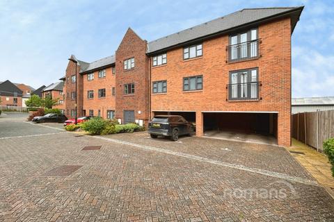 1 bedroom apartment for sale, Carter Court, Hook, Hampshire