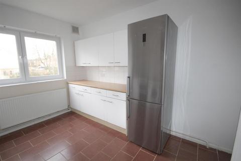 undefined, Sandringham Road, Pilgrims Hatch