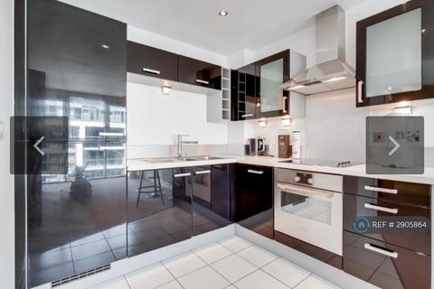 1 bedroom flat to rent, Adriatic Apartments, London, E16