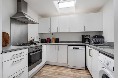 1 bedroom flat for sale, The Saddlery, Little Bookham, KT23