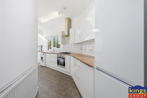 4 bedroom end of terrace house for sale, Rushbrook Crescent, London