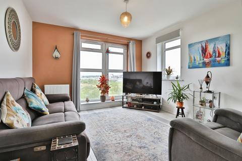 2 bedroom flat for sale, Jefferson Avenue, Poole