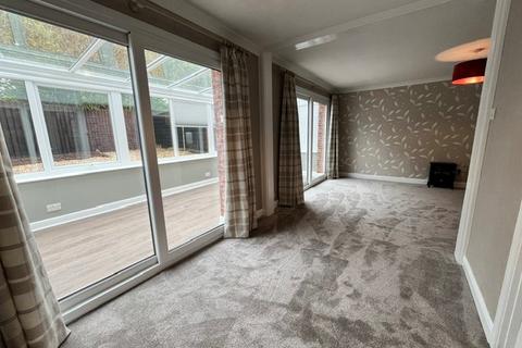 3 bedroom semi-detached house to rent, Fernside Park, Liskeard, PL14