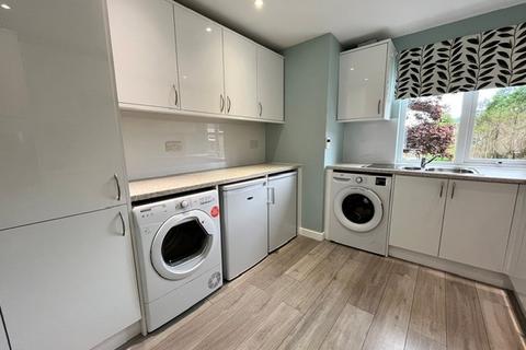 3 bedroom semi-detached house to rent, Fernside Park, Liskeard, PL14