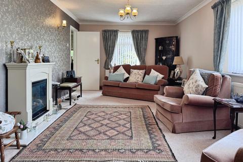 3 bedroom detached bungalow for sale, Rhodfa Shorney, Valley, Anglesey, LL65