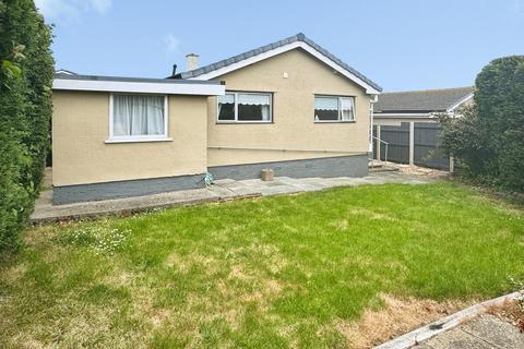3 bedroom detached bungalow for sale, Rhodfa Shorney, Valley, Anglesey, LL65