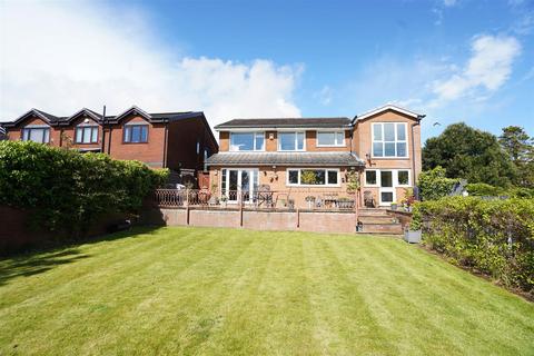 5 bedroom detached house for sale, Pennine Rd, Horwich, Bolton
