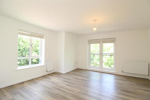1 bedroom in a house share to rent, A Room in a Shared Flat on Tiltman Lane, Bletchley, Milton Keynes, MK3 6FJ