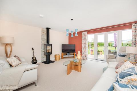 3 bedroom detached bungalow for sale, St. Laurence Court, Morpeth NE65