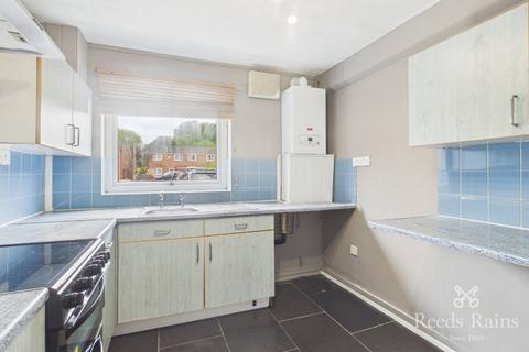 2 bedroom apartment to rent, Dunedin Drive, Salford M6