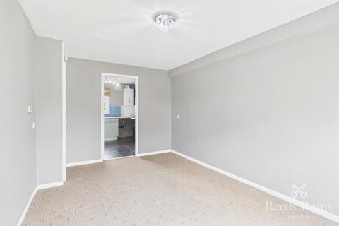 2 bedroom apartment to rent, Dunedin Drive, Salford M6