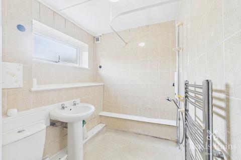 2 bedroom apartment to rent, Dunedin Drive, Salford M6