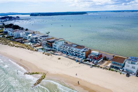 3 bedroom apartment for sale, Banks Road, Sandbanks, Poole, Dorset, BH13