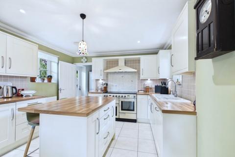 4 bedroom detached house for sale, Priory Meadows, Darsham