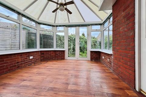 2 bedroom detached bungalow for sale, Fleetwood Close, March PE15