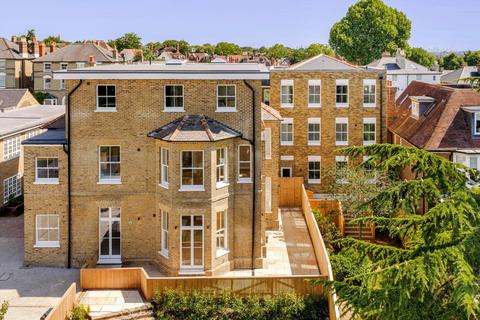 undefined, Thornton Road, Wimbledon SW19