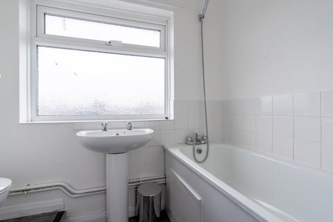 3 bedroom apartment to rent, The Alma, Leander Drive, Gravesend, Kent, DA12 4NG