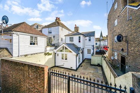 3 bedroom detached house for sale, Sandgate