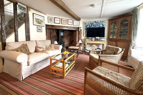 2 bedroom end of terrace house for sale, The Street, Smarden