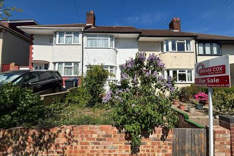 Carr Road, Northolt