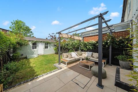 3 bedroom terraced house for sale, Fairford Gardens, Worcester Park, KT4