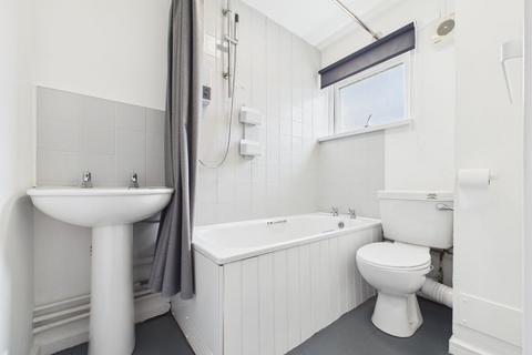 1 bedroom apartment to rent, Chapel Field, St. Austell