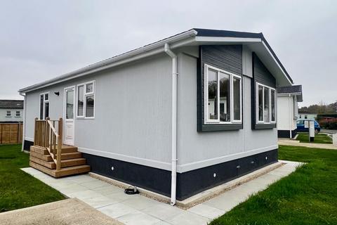 2 bedroom park home for sale, Surrey Hills, an area of outstanding natural beauty.