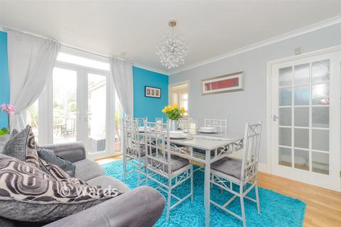 Langdale Crescent, Bexleyheath DA7