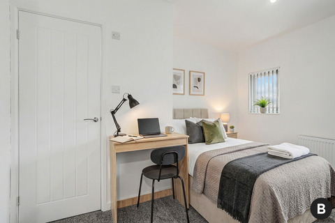 6 bedroom house of multiple occupation to rent, Heath Street, Golborne WA3