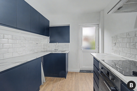 6 bedroom house of multiple occupation to rent, Heath Street, Golborne WA3