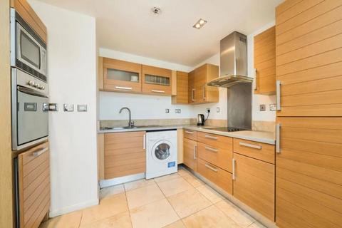 1 bedroom flat to rent, 95 City Tower, 3 Limeharbour, CrossHarbour, South Quay, London, E14 9LS