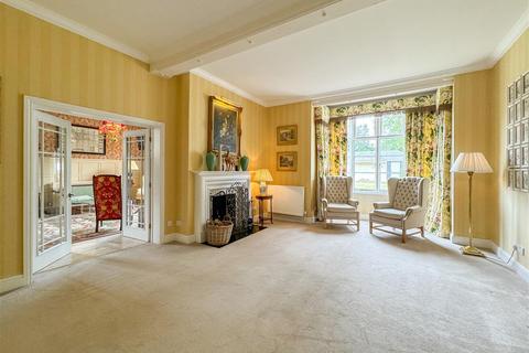 4 bedroom semi-detached house to rent, Gazeley Road, Newmarket
