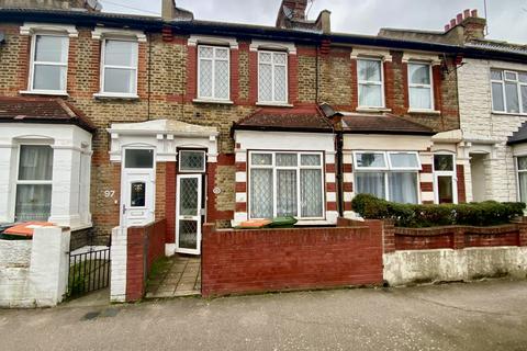 2 bedroom terraced house for sale, Pulleyns Avenue, London E6