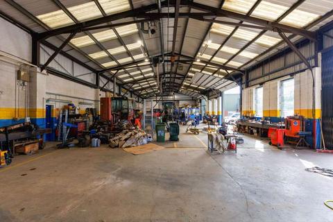 Warehouse for sale, Ardley Rd Middleton Stoney OX25 4AD