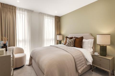 2 bedroom retirement property for sale, Central Avenue, London