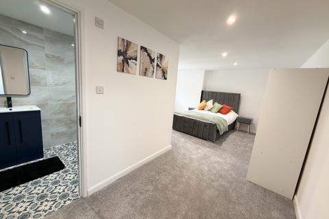 4 bedroom house share to rent, Bolton BL1