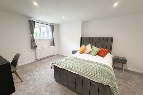 4 bedroom house share to rent, Bolton BL1