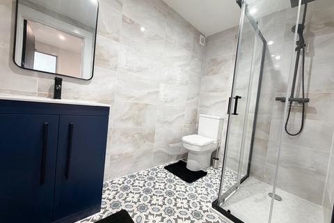 4 bedroom house share to rent, Bolton BL1