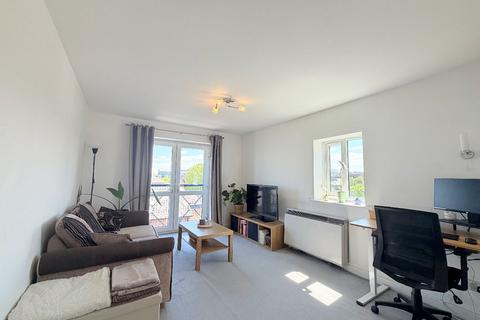 1 bedroom apartment for sale, Flat , Crawley Court, Gravesend