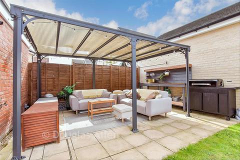 undefined, Five Oaks Lane, Chigwell IG7