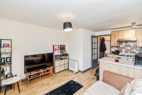 1 bedroom maisonette for sale, Station Approach, Romsey